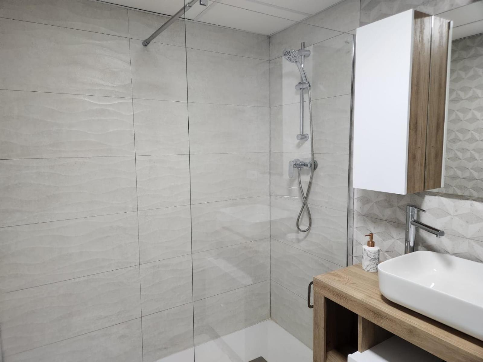 ベラAtico Duplex Espectacular Marmolado Con Piscina Privada!アパートメント エクステリア 写真